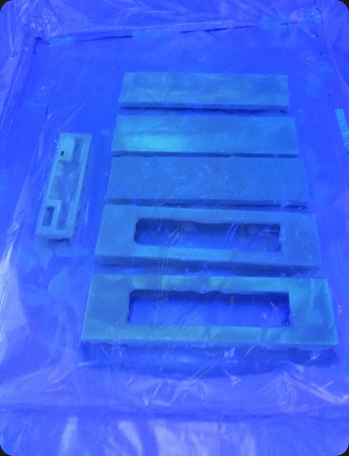 Retr0br1ght Box